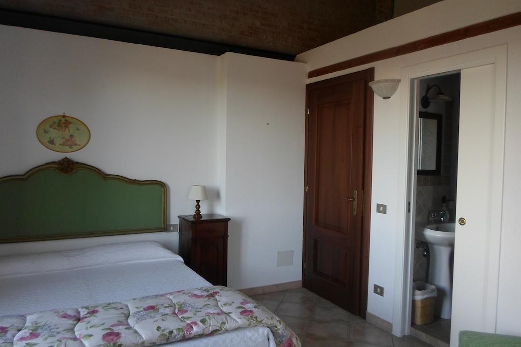 I Lecci Bed & Breakfast Lerici Phòng bức ảnh